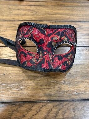 Pier 1 Black Leather Venetian Eye Mask with Gold Detail